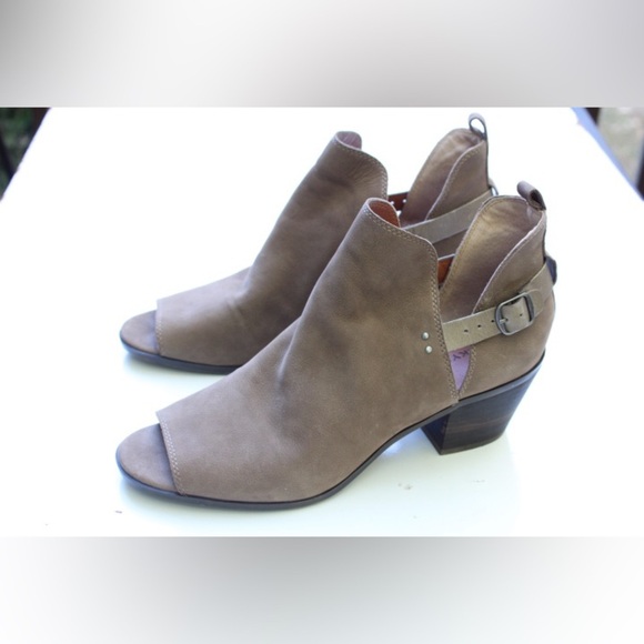 Lucky Brand Banu ankle boots - Picture 10 of 10